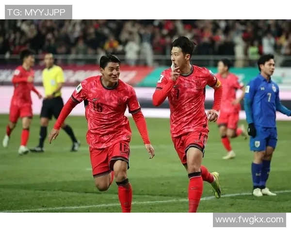 东北联与高阿的激烈对决引发球迷热议赛季前景分析与展望 东北联与高阿的激烈对决引发球迷热议赛季前景分析与展望